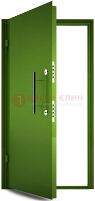 Зеленая металлическая бронированная дверь ДБ-8 в Серпухове