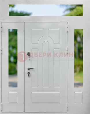 Белая стальная дверь порошок со стеклом и фрамугами ДФГ-11 в Серпухове