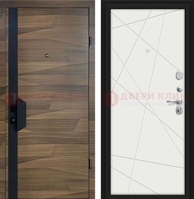 Стальная коричневая дверь МДФ c черной вставкой ДМ-267 в Серпухове