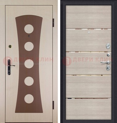 Светлая металлическая дверь с МДФ в квартиру ДМ-365 в Серпухове