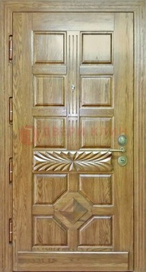 Светлая стальная дверь с массивом дуба и узором ДМД-63 в Серпухове