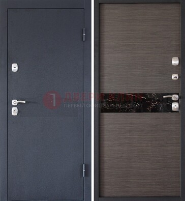 Черная железная дверь с порошковым напылением МДФ внутри ДП-114 в Серпухове