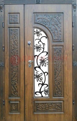 Морозостойкая металлическая парадная дверь ДПР-12 в Серпухове