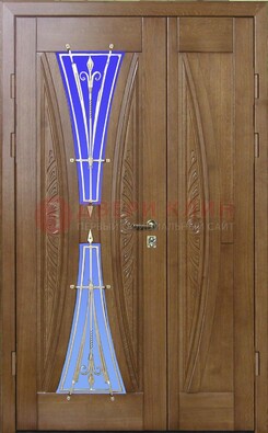 Коттеджная парадная дверь со стеклянными вставками и ковкой ДПР-26 в Серпухове