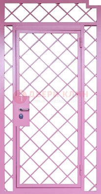 Розовая металлическая решетчатая дверь ДР-15 в Серпухове