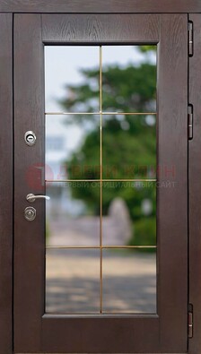 Коричневая стальная дверь со стеклом ДС-19 в Серпухове