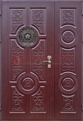 Красная железная дверь Винорит со стеклом и ковкой ДСК-235 в Серпухове