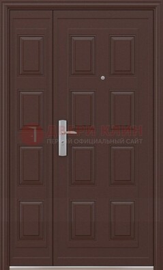 Коричневая железная тамбурная дверь ДТМ-37 в Серпухове