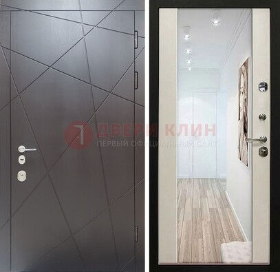 Железная коричневая дверь со светлой МДФ внутри и зеркалом ДЗ-125 в Серпухове
