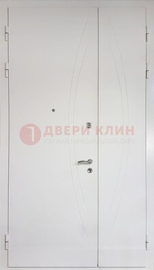 Современная полуторная стальная дверь с МДФ панелью ПЛ-25 в Серпухове